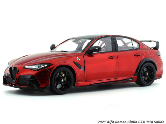 2021 Alfa Romeo Giulia GTA 1:18 Solido diecast Scale Model collectible
