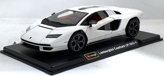 Lamborghini Countach LPI 800-4 White 1/24
