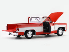 1974 Chevrolet Cheyenne Super C-10 red 1:18 licensed diecast scale model collectible