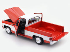 1974 Chevrolet Cheyenne Super C-10 red 1:18 licensed diecast scale model collectible