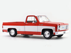 1974 Chevrolet Cheyenne Super C-10 red 1:18 licensed diecast scale model collectible