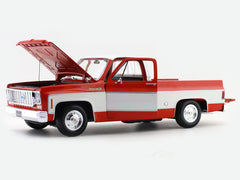 1974 Chevrolet Cheyenne Super C-10 red 1:18 licensed diecast scale model collectible