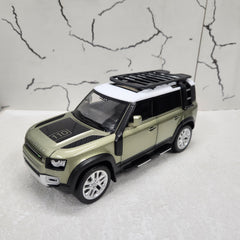 Defender 110 Green Metal Diecast Car 1:18 (28x11 cm)