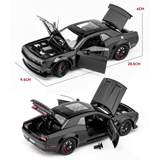 Dodge Challenger SRT Hellcat Die-cast Model Car(1/24 Scale)
