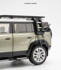 Defender 110 Green Metal Diecast Car 1:18 (28x11 cm)