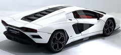 Lamborghini Countach LPI 800-4 White 1/24