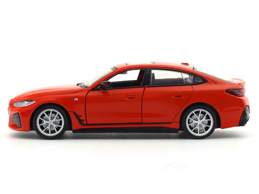 BMW i4 M50 Red 1:34 MSZ licensed pullback diecast Scale Model car collectible