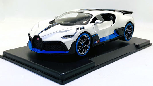 Bugatti Divo 1/24 White
