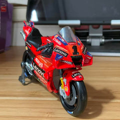 MotoGP Ducati Lenovo Team 2024 Francesco Bagnaia 1 - 1/18